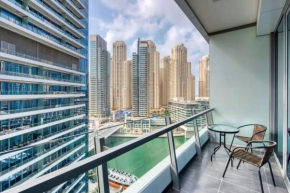 Bright & Serene Flat in the Marina, by Only Stays